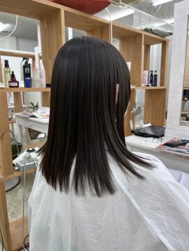 レオ 幸手(Leo) 20代30代40代髪質改善トリートメント艶感ストレート透明感