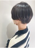 ハンサムマッシュルームショートワンカール×ホワイトグレージュ