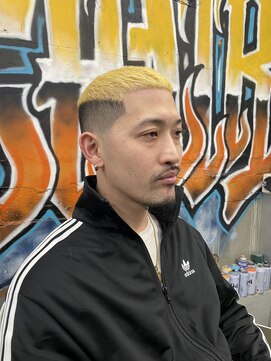 チルチェア 渋谷店(CHILL CHAIR) クロップ×金髪 <渋谷> <理容室> <バーバー>