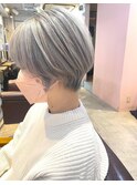 《kitin吉祥寺》 丸みショート　ホワイトカラー