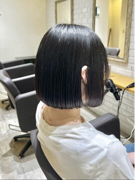 カーラ(Cara) ボブ