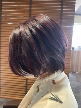 ラプチャー 蟹江店(rapture) 艶レッドの大人ボブ