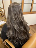 グレージュハイライトカラー