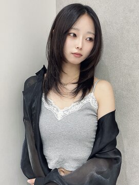 ジーナ 福岡天神(Zina) レイヤーカット/ミディアムレイヤー/韓国ヘア/Zina福岡天神