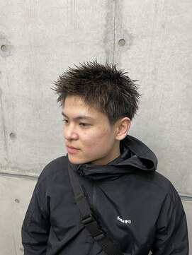 オーシャントーキョー ホワイト 原宿(OCEAN TOKYO WHITE) 黒髪短髪スパイキーショートアップバング