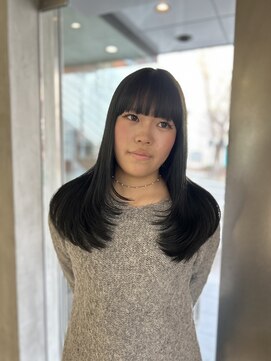 ニーイチイチ(211) ミディアムレイヤースタイル/レイヤー