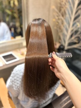 アヤラグランスパ 船橋店(AyaLA GRAN SPA) 【黒田 愛梨】ナチュラル縮毛矯正/縮毛矯正