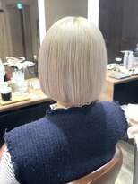 ニューヨークニューヨーク 三宮店(NYNY) 透明感の「ハイトーン・ミニボブ」