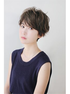 モッズ ヘア 目黒店(mod’s hair) 美フォルムなクセ毛風ショート【COLETTE 2013-14A/W】