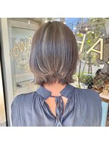 トワイロ(TOWAIRO)&nbsp;グレージュボブ