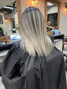 サニー 渋谷(SUNNY) バレイヤージュ、ココアベージュ、ハイライト、グレージュカラー