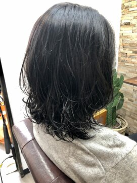 ハサミバイアトリエナガノ 千葉(8sami by atelier nagano) デザインカラー／レイヤーカット/ウエットヘア/オリーブベージュ