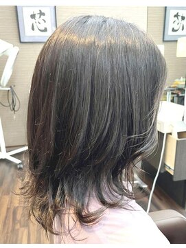 エノモト(ENOMOTO) 無造作セミロングレイヤーパーマヘルシーカットオリーブグリーン