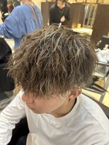 フォルテ 草薙店 ツイストスパイラルパーマ ハイライトカラー