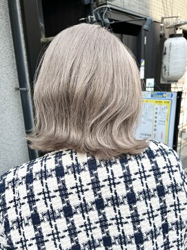 ヴィア(Via) グレージュ