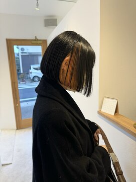 アウラ(AURA) チラッと可愛い◎  イヤリングカラー