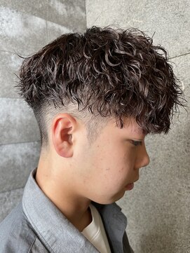 ニアウ 伊勢崎連取店(Niau) メンズマッシュツイストスパイラルパーマ