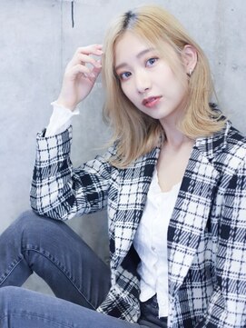 ジェニーバイメノン(JENNIE by Menon) ハイトーンカラー こなれミディ レイヤーカット 前髪