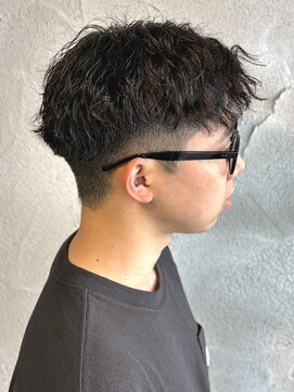 ニアウ 高崎店(Niau) メンズショートツイストスパイラルパーマ群馬高崎眉毛韓国刈り上