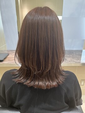 クララ ヒロシマ(CLALA Hiroshima) レイヤーカット/ミディアムヘア/透明感カラー