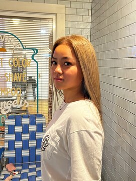 サンディーズ(Sandees) 外国人風ブリーチグレージュカラー