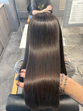 キング 梅田店(K!ng) 縮毛矯正髪質改善ハイライトレイヤーカット梅田美容室エクステ