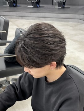 アウラ(AURA) フェザーショート/フェザーパーマ/ラウンドマッシュ/ショート