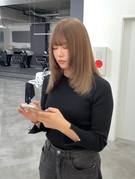 アウラ(AURA) ミルクティーベージュ