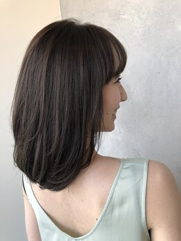 ガーデンプレミアム(garden premium)の写真/《圧倒的な艶髪へ》マンツーマン施術で髪のお悩みを魅力にチェンジ♪指通りなめらかな理想の美ストレートを