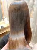 《era》フェミニンロング　ブリーチなし　ツヤ艶ストレートみわ
