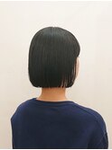 ツヤ感 切りっぱなしナチュラルボブ