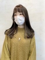 アンジェリカ(Angelica Total Beauty Lifestyle Design)&nbsp;透明感たっぷりのアッシュカラー