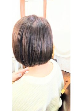 ジャンプ アズ 加古川店(JUMP×Az) ショートボブ