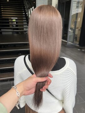 ロンド レア 天神大名店(Lond Le’a) ミルクティーベージュピンクベージュダブルカラーブリーチカラー