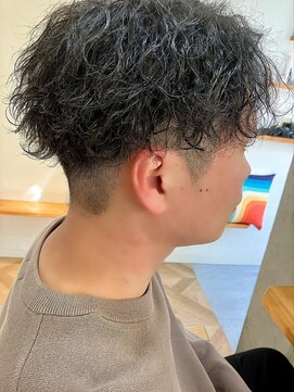 ラグシス(LUXIS) 無造作波巻きパーマ【立川/LUXIS】