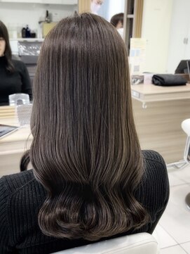アッシュ 鶴ヶ峰1号店(Ash) 柔らかオリーブアッシュ