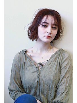 アオ(ao.) 無造作ショート30代、40代