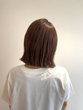 ルサロンニイマル(Le Salon 二○) 【流音】切りっぱなしボブ/オレンジブラック/ツヤ髪