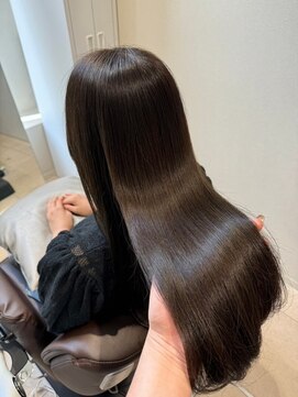 ロウ 札幌(ROW) 黒髪/ボブルフ/ネビージュ/ワンレン/髪質改善トリートメント