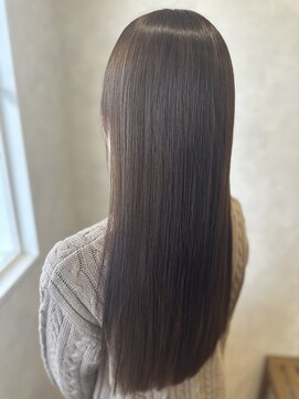 リーリエ(LILIE) 30代40代50代 髪質改善ストレート メテオ  縮毛矯正