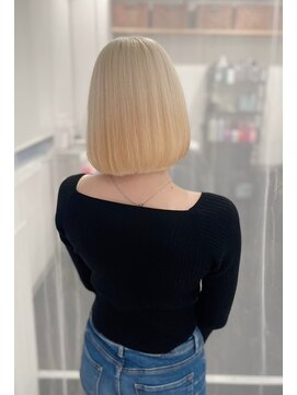 カラ ヘアーサロン(Kala Hair Salon) ハイライトバレイヤージュダブルカラーケアブリーチ20代30代