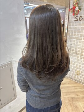シュリット(schritt) 透明感ブリーチなしオリーブベージュロングレイヤー渋谷mutsuki