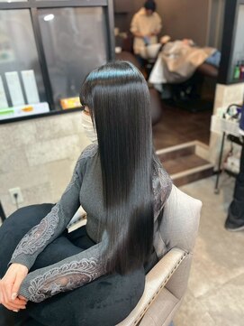 ハル 新宿(haru) スーパーロング/暗髪/艶髪ロング/トリートメント/髪質改善