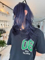ヴィア 京都烏丸(Via)&nbsp;10代20代/ネイビーブルー/レイヤーカット/髪質改善/ハイトーン