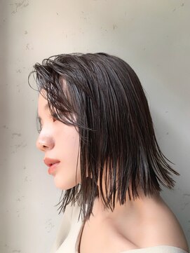 イコ(iko) 結べるボブ。アンニュイ。束感。ボブ。＃センシュアルショート