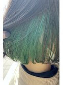 ＊イヤリングカラーインナーカラーグリーン×艶髪ブラウンカラー