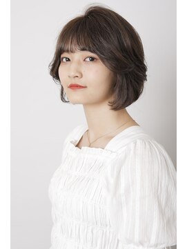 キングダム 元町店(KINGDOM) KINGDOM元町/シースルーバング/レイヤー/大人ミディ