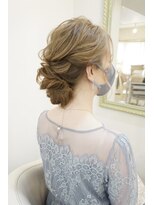 ヘアアンドメイクジップ恵比寿 (Hair＆Make ZIP)&nbsp;ウェーブシニヨンアップスタイル　ヘアセット