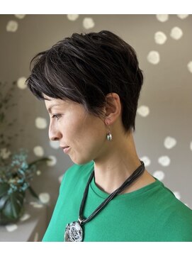 ムゲルカ エン(mugelca e'n) 大人ショートカットヘア