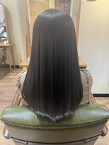オーストヘアジジ(Aust hair Gigi)&nbsp;うる艶ロングオリーブグレージュ<髪質改善トリートメント>